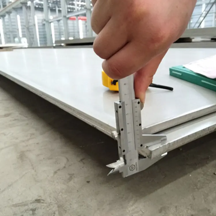 последний случай компании о Поставка листов из нержавеющей стали для промышленных проектов в Иране